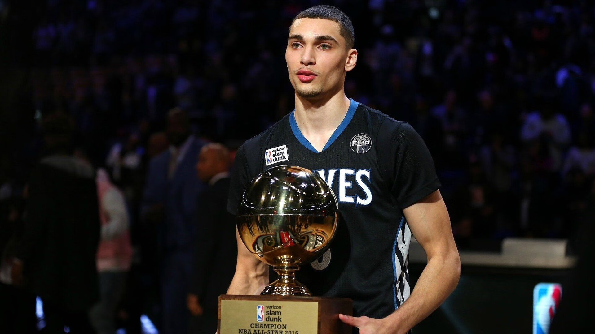 裁判一声哨响，字母哥惊魂未定！联盟新规暗藏玄机，快船争议恐成最大输家？联盟新规引爆争议！字母哥惊魂哨响，快船恐成最大输家？